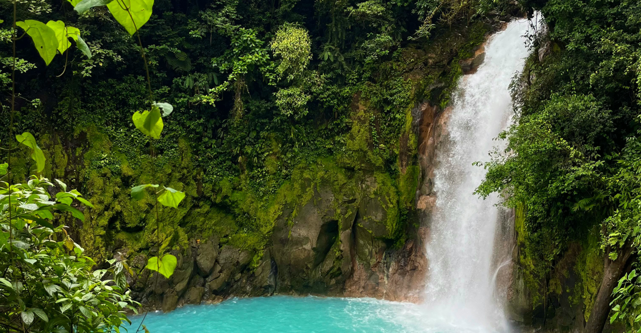 Discovering Rio Celeste: Tips for experiencing it’s vibrant waters